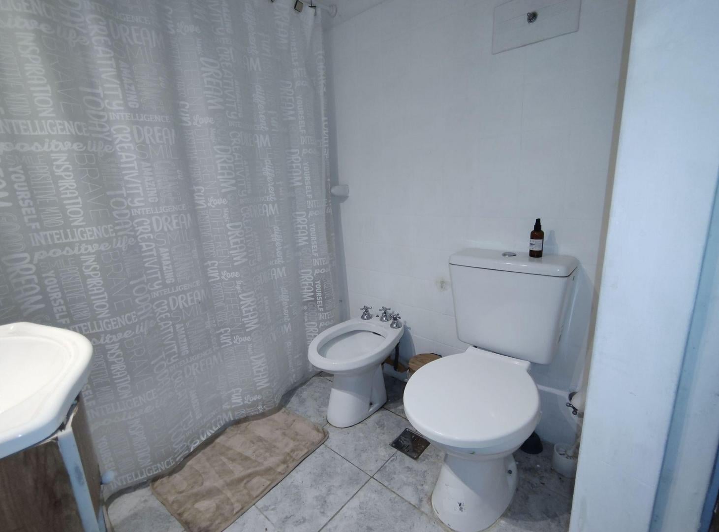 Foto de ALQUILER DE DOS AMB9IENTES ALMAGRO BAJAS EXPENSAS, imagen 1