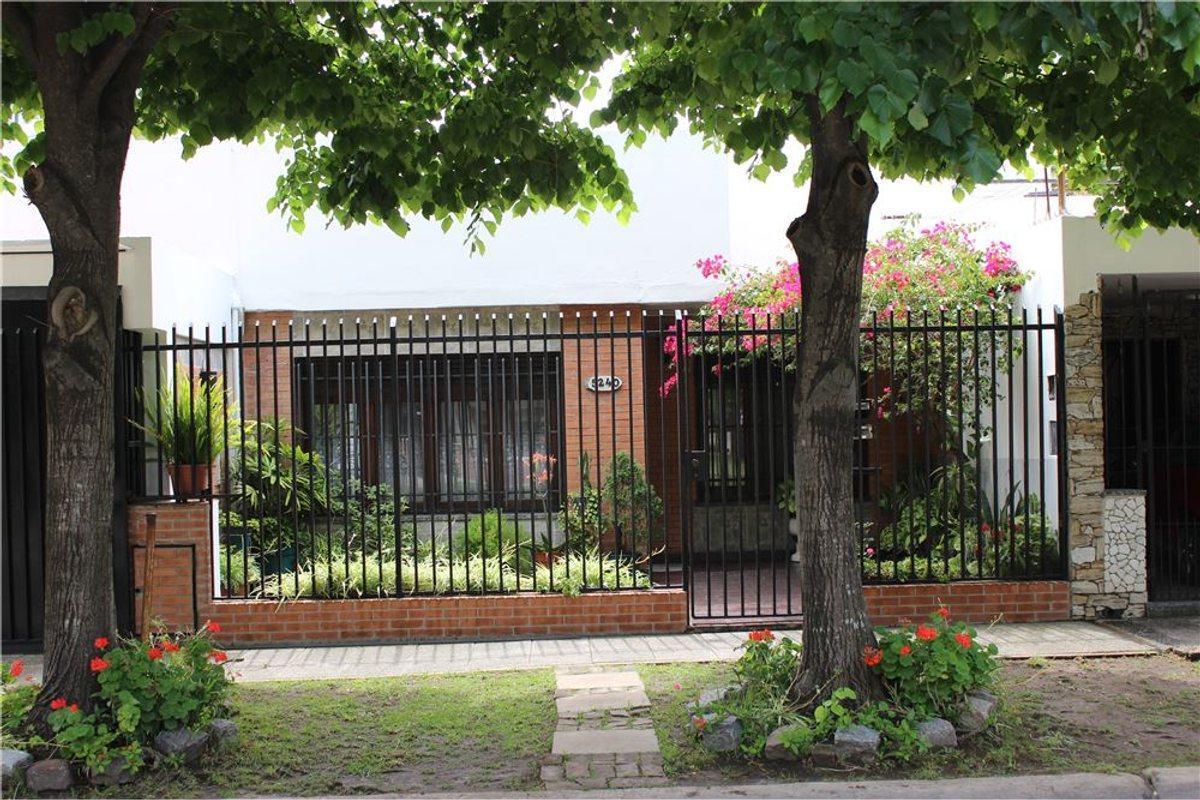 Foto de Imperdible 4 amb con Jardin Parrilla Villa Lugano, imagen 5