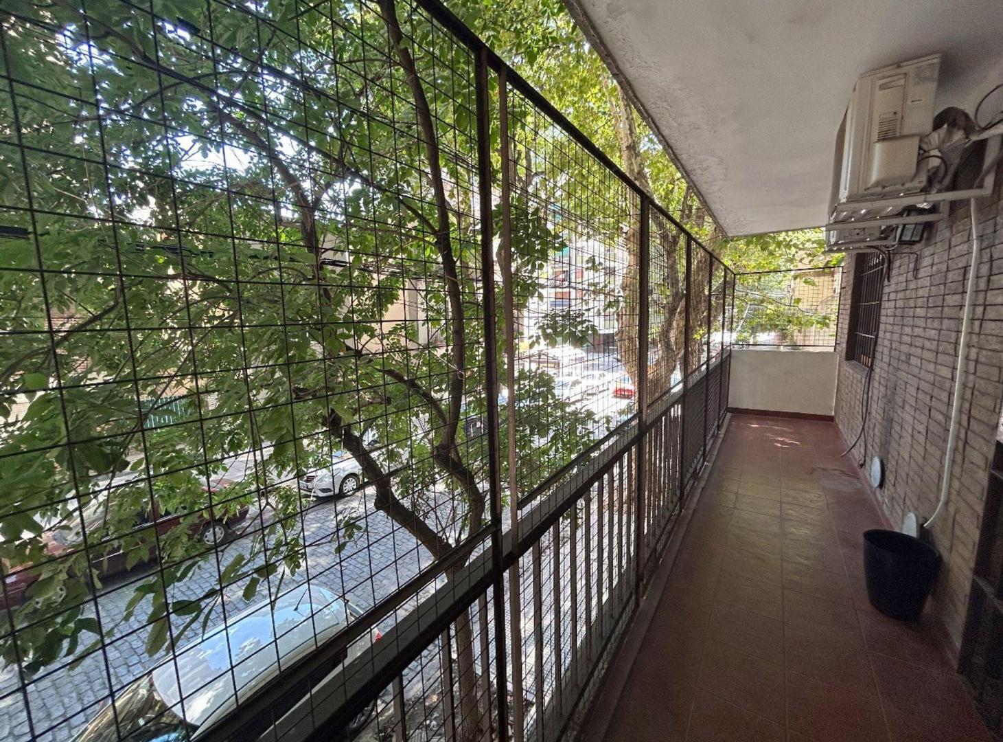 Foto de Venta Belgrano 4 amb con cochera y patio, imagen 2
