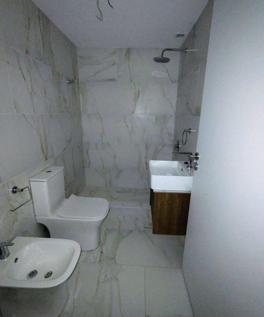 Foto de A ESTRENAR AMPLIO Y LUM 46 m2 BALCÓN C/ PARRILLA, imagen 3