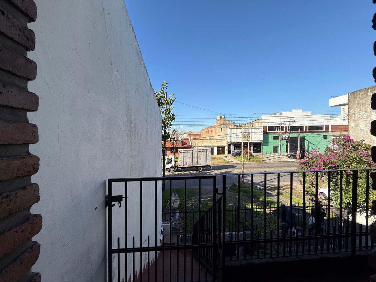 Foto de vente PH tres ambientes muy luminoso Lanús oeste, imagen 5