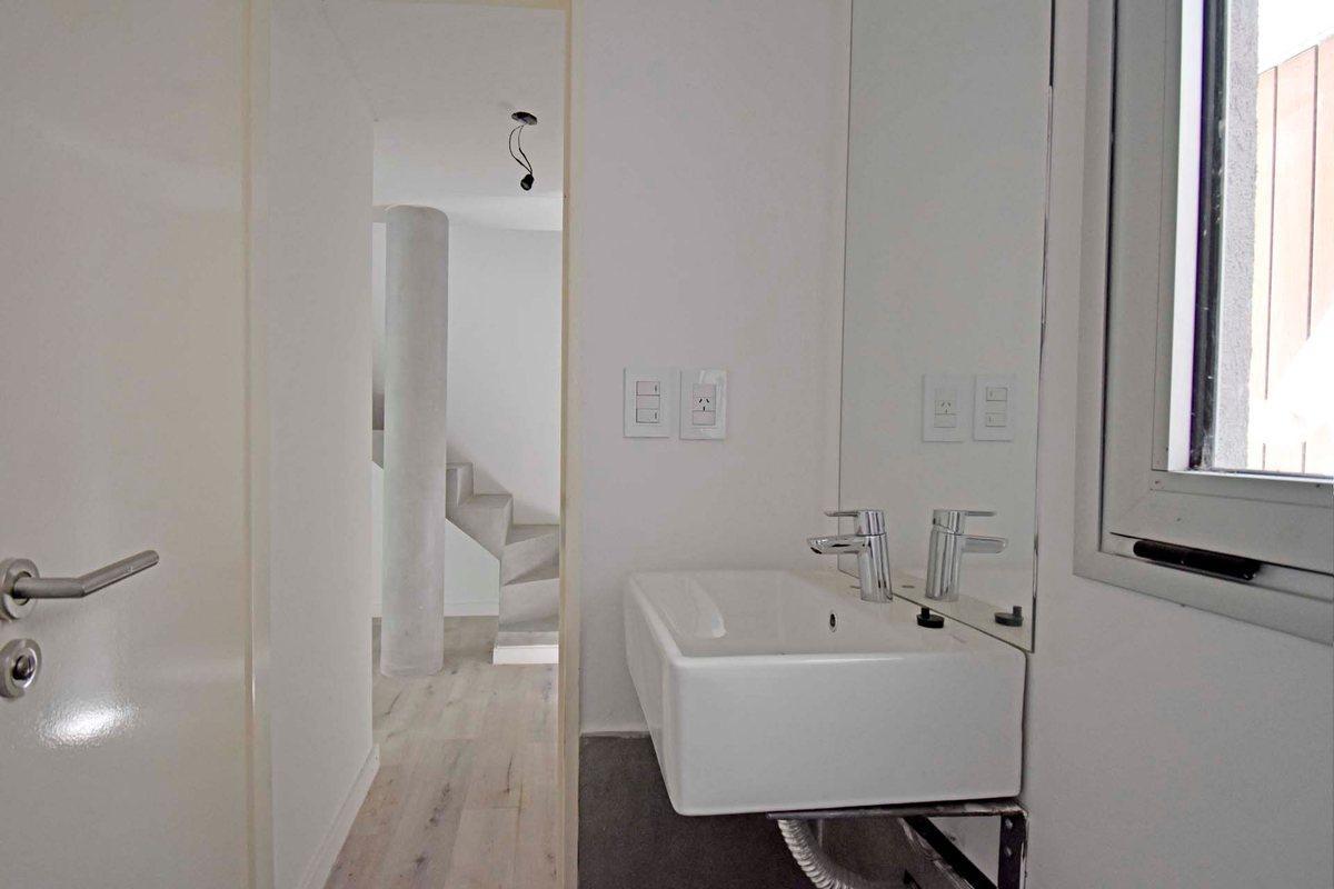 Foto de Alquiler duplex con jardin propio y cochera, imagen 4