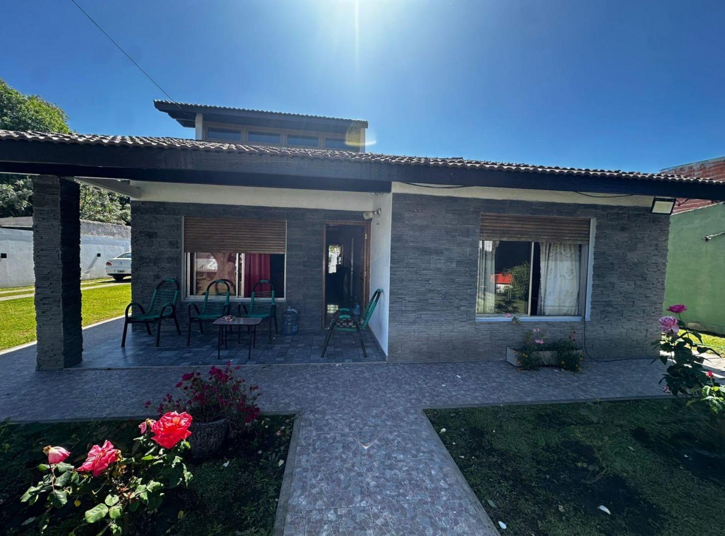 Foto de VENTA CASA SAN VICENTE 5 AMB. + QUINCHO Y PARRILLA, imagen 3