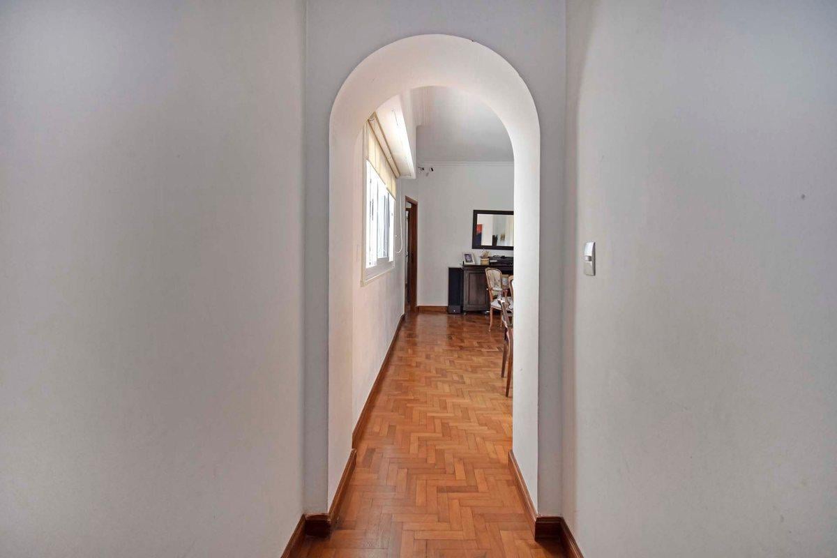 Foto de VENTA DEPARTAMENTO 4 AMB. C/ TERRAZA EN ALMAGRO, imagen 2