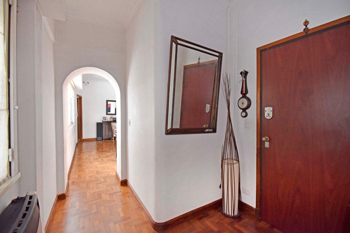 Foto de VENTA DEPARTAMENTO 4 AMB. C/ TERRAZA EN ALMAGRO, imagen 4