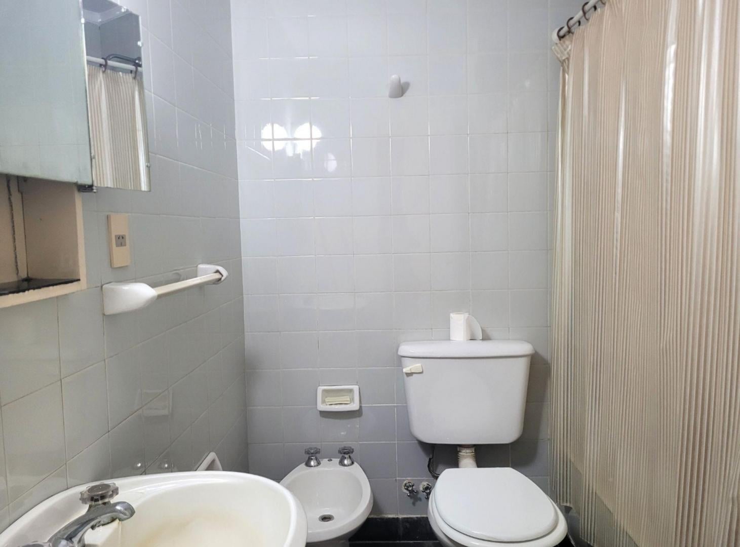 Foto de Venta. Oficina, Usos múltiples 2 cocheras fijas, imagen 5