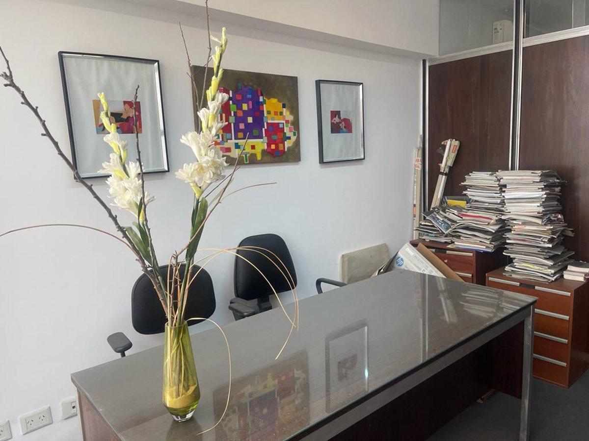Foto de ESTUDIO CON 3 OFICINAS Y RECEPCIÓN PARAGUAY 1300, imagen 4