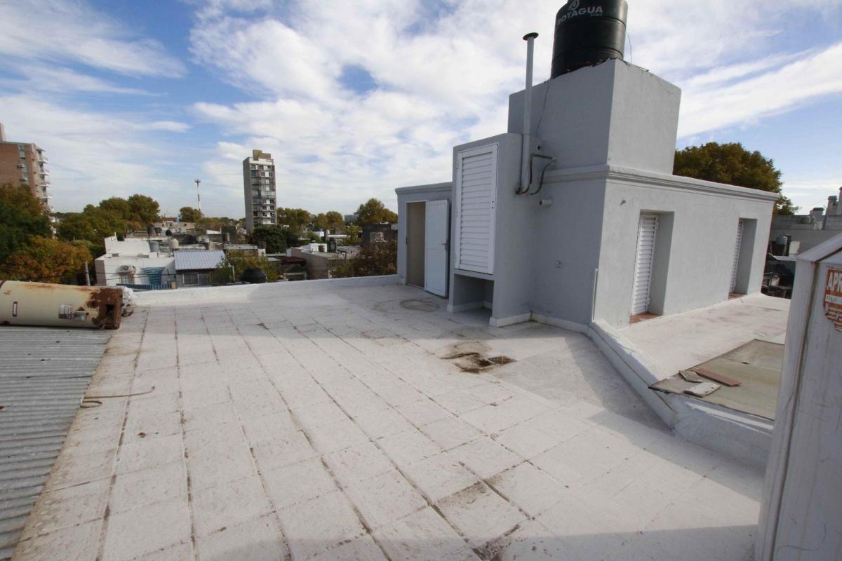 Casa en Venta Apta Para Institución Y/o Comercio 4