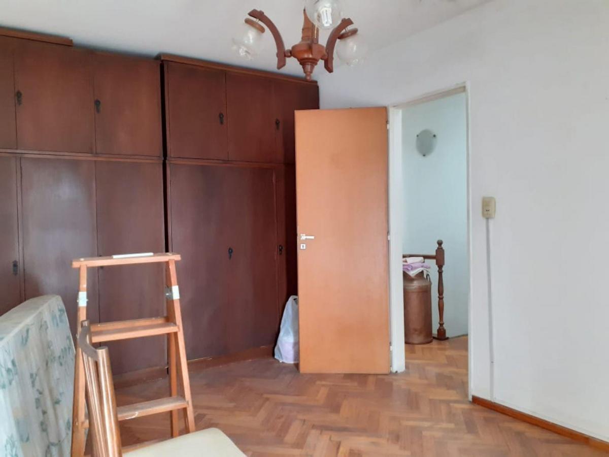 Casa Apta Dos Familias o Instituciones. Arroyito 1