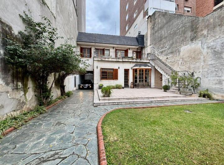 VENTA DE CASA 4 DORMITORIOS ALVEAR 1200- ROSARIO 4