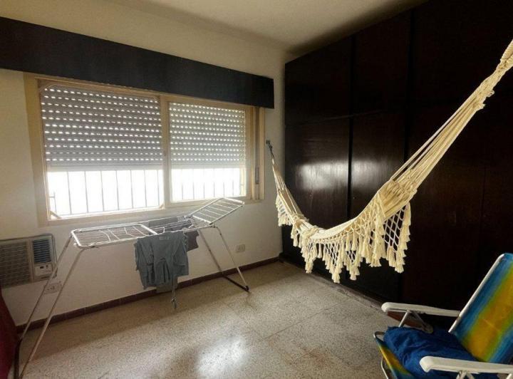 CASA EN VENTA 3 DORMITORIOS Y COCHERA G. BAIGORRIA 5