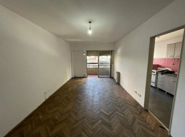 DEPARTAMENTO EN ALQUILER 2 DORMITORIOS CON BALCÓN 2
