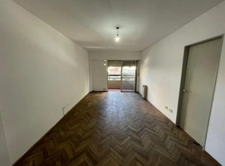 DEPARTAMENTO EN ALQUILER 2 DORMITORIOS CON BALCÓN 3