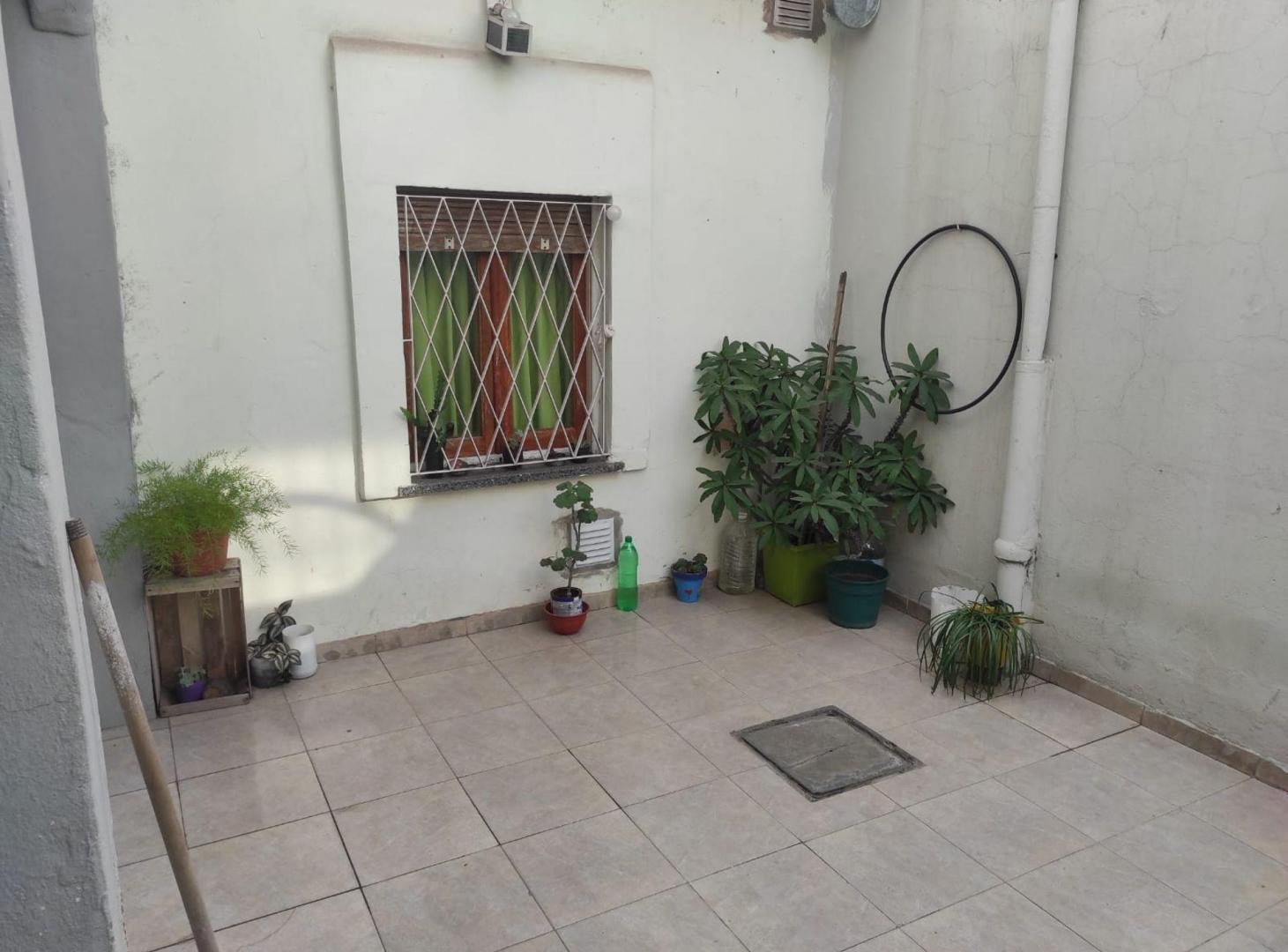 CASA INTERNA EN VENTA 3 DORMITORIOS