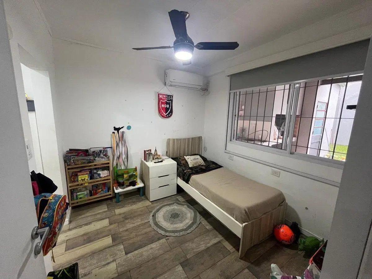 CASA VENTA DOS DORMITORIOS CINCO ESQUINAS 4