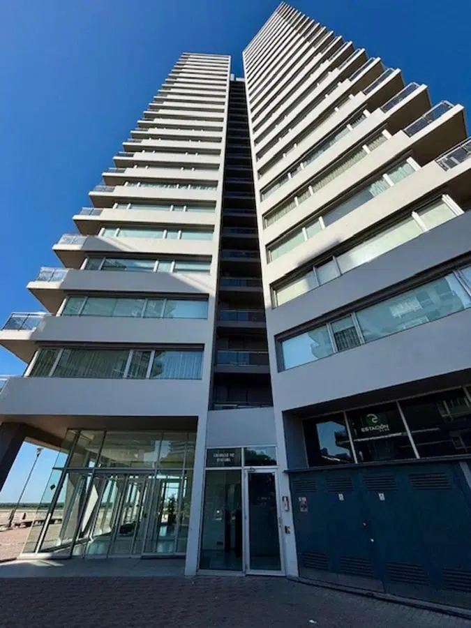 DEPARTAMENTO VENTA 3 DORMITORIOS VISTA AL RIO 4