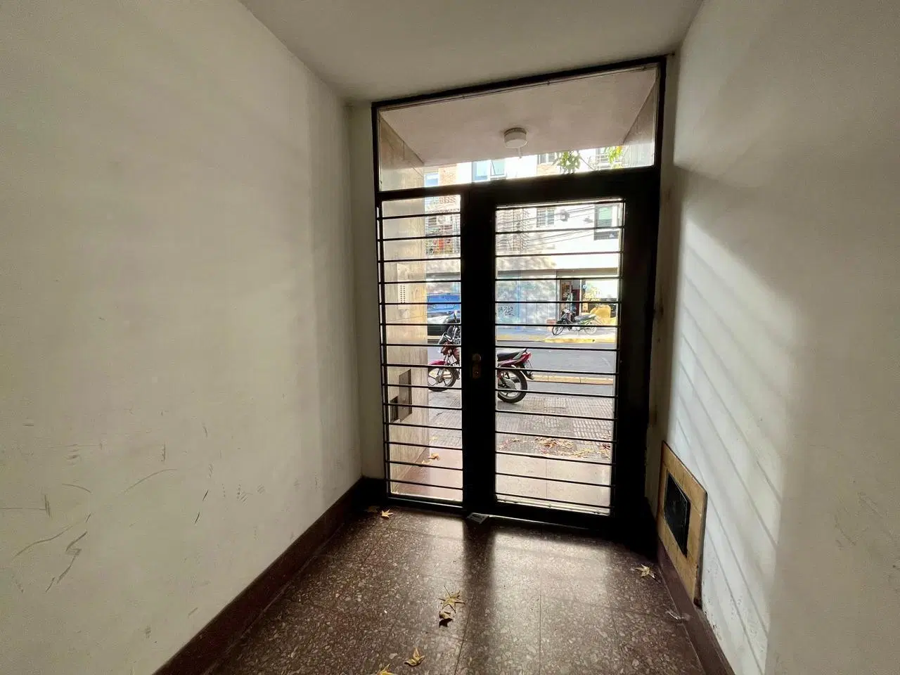 MONOAMBIENTE EN VENTA - B° MARTIN 5