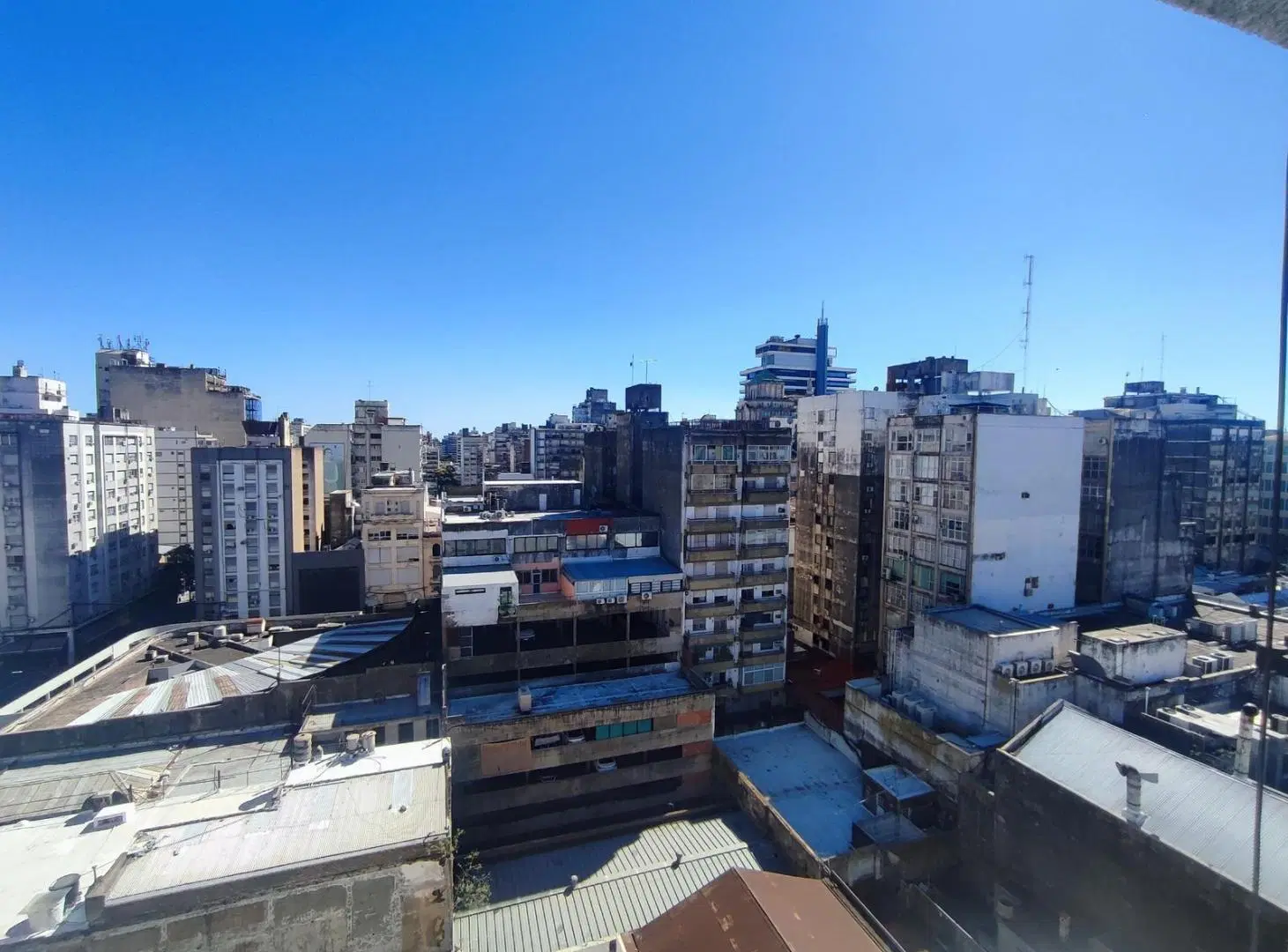 ALQUILER DEPARTAMENTO UN DORMITORIO CENTRO PROXIMO A PEATONAL 3