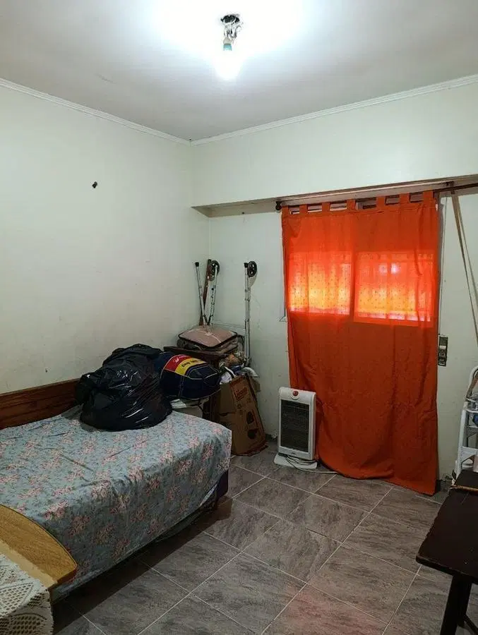 CASA VENTA 3 DORMITORIOS - B° ACINDAR 4