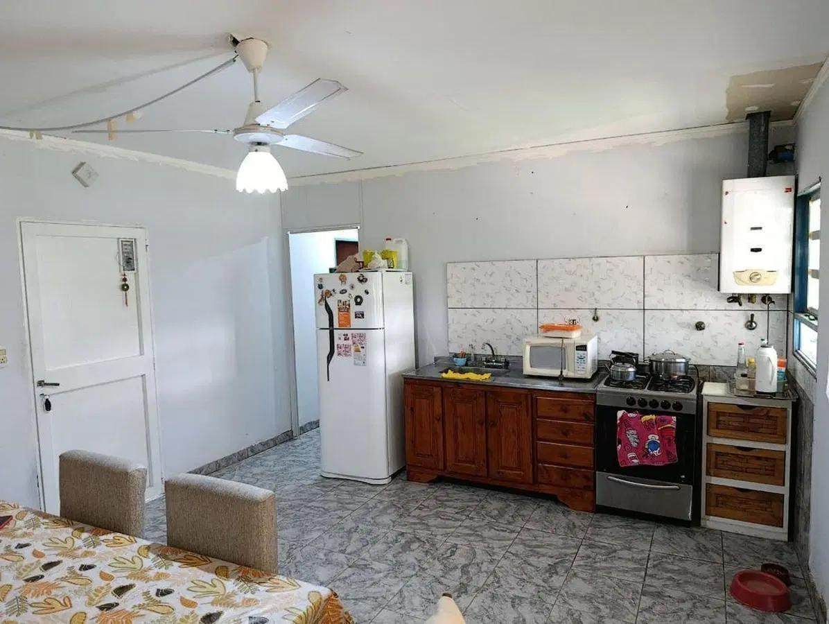 CASA VENTA 3 DORMITORIOS - B° ACINDAR 3