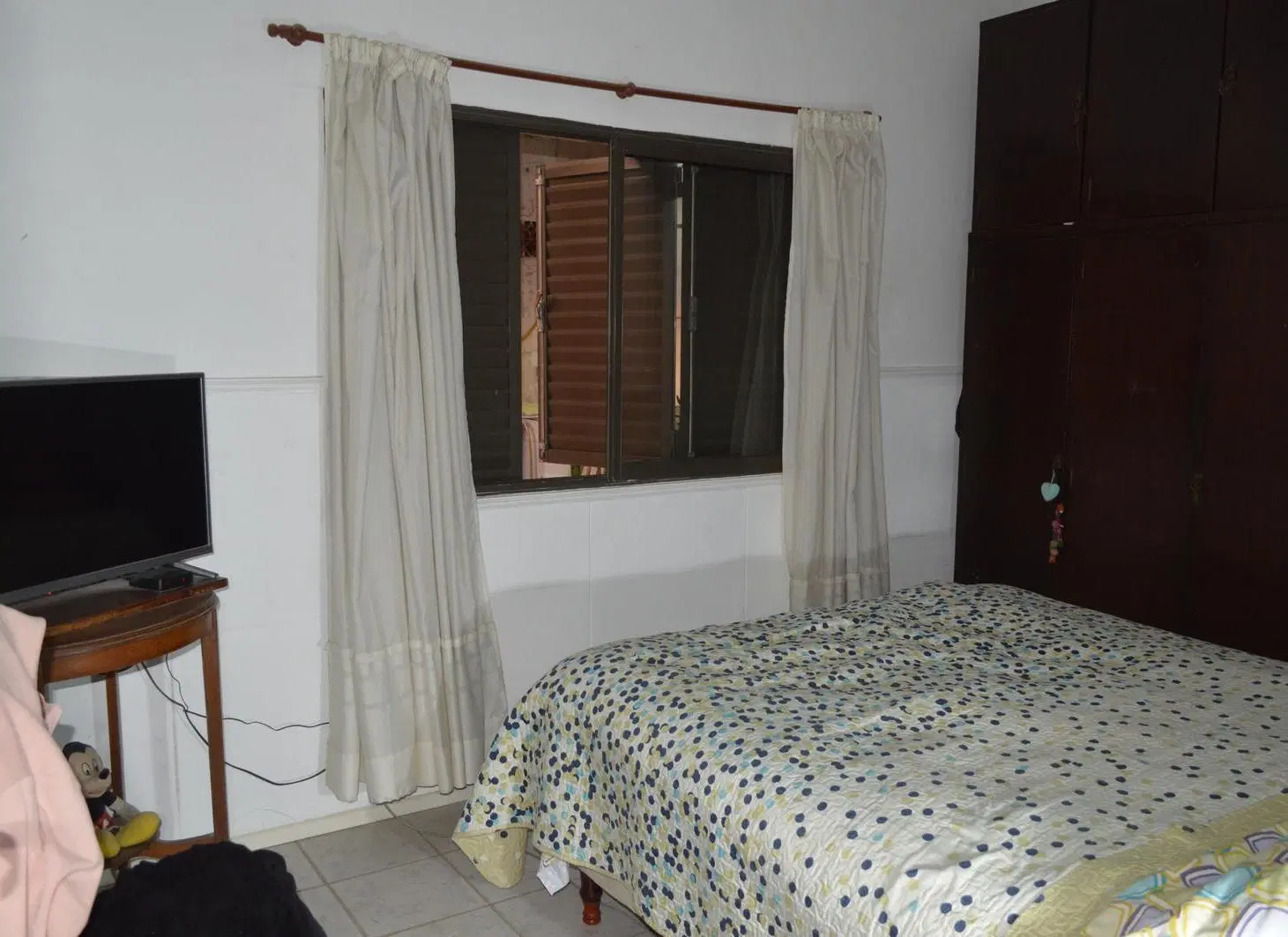 VENTA CASA EN ZONA SUR. DOS DORMITORIOS Y COMODÍN 4