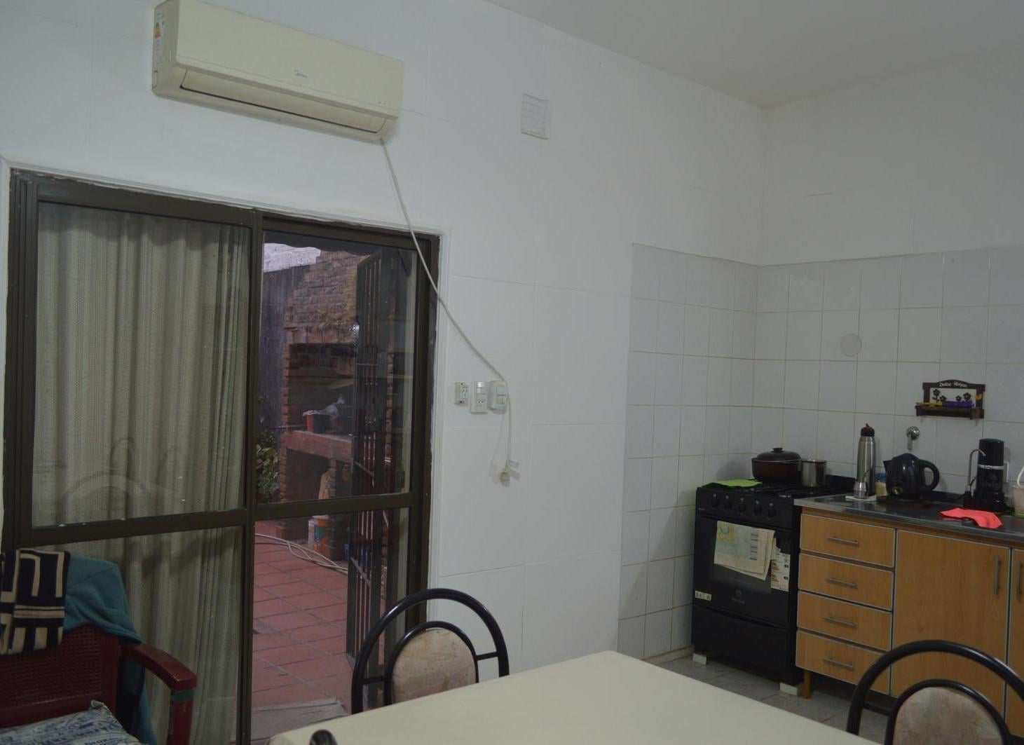 Foto de VENTA CASA EN ZONA SUR. DOS DORMITORIOS Y COMODÍN, imagen 3