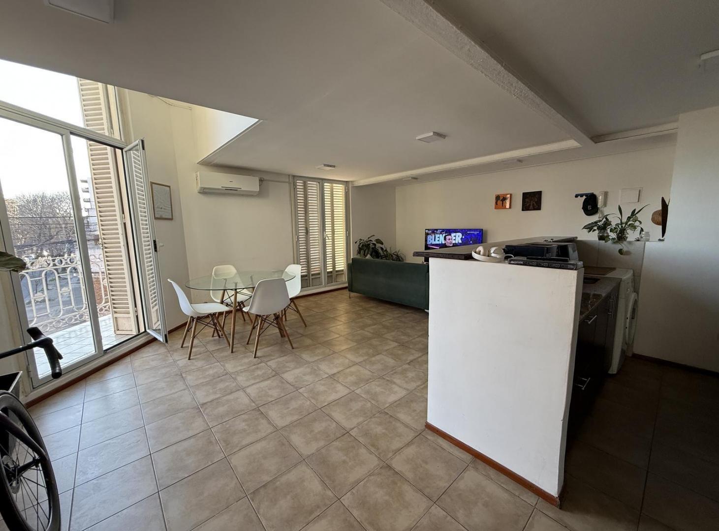 Foto de ALQUILER DEPARTAMENTO ESTILO DUPLEX DOS DORMITORIOS, imagen 1
