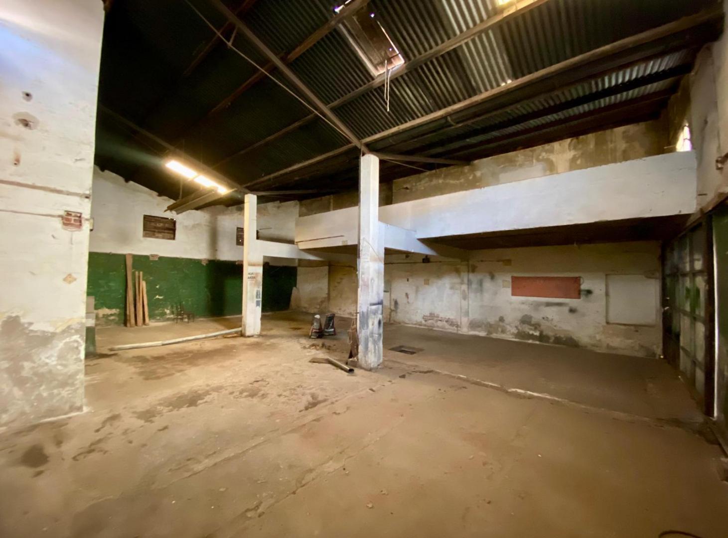 Foto de Galpón o deposito a reciclar en zona sur, imagen 2