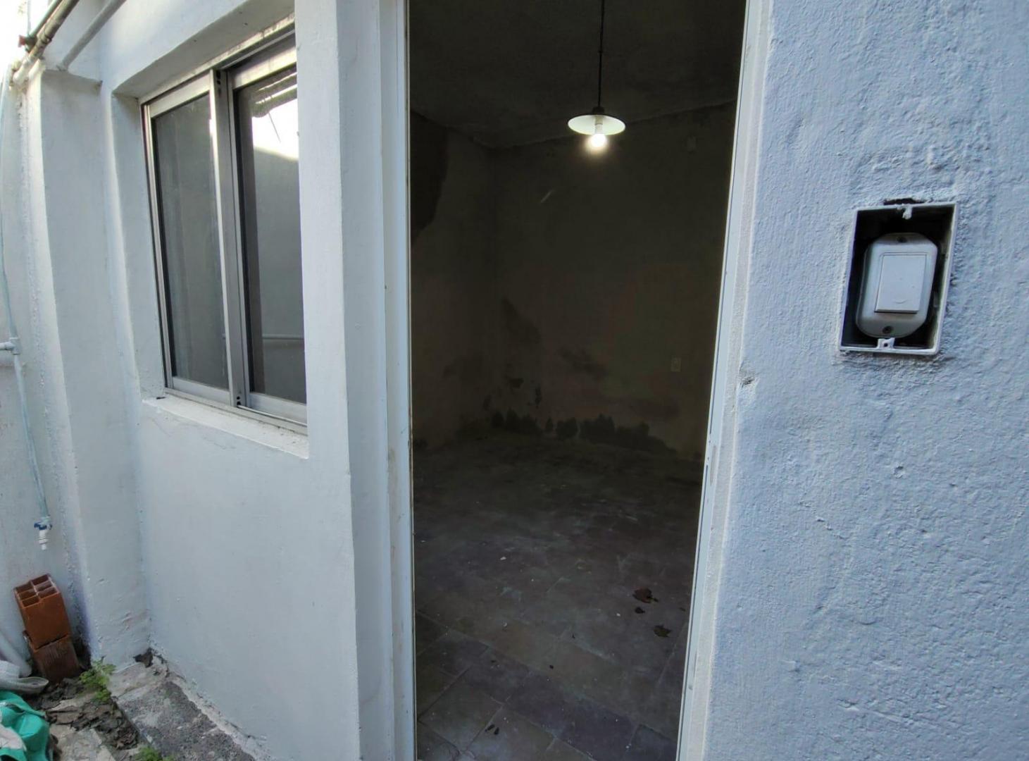 Foto de Venta Ph 1 dormitorio a refaccionar, imagen 1