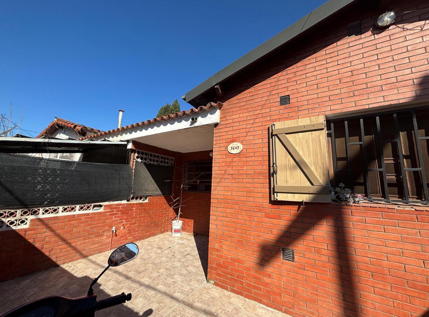 Foto de Casa + departamento en Barrio Acindar, Rosario, imagen 3