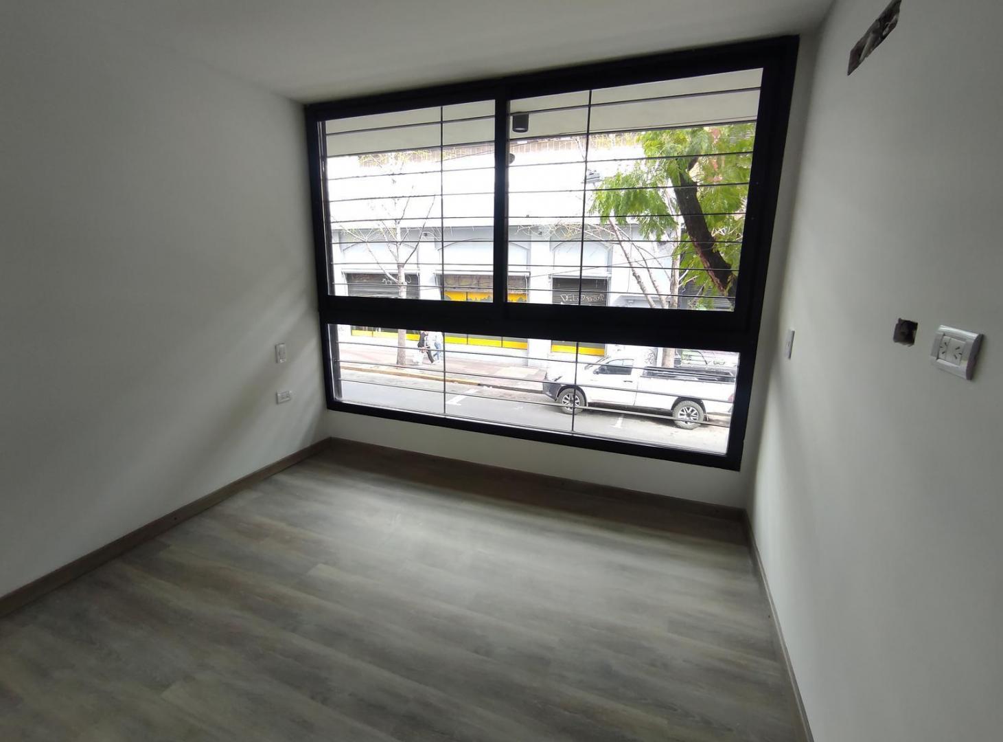 Foto de VENTA DEPARTAMENTO 1 DORMITORIO - CENTRO, imagen 1