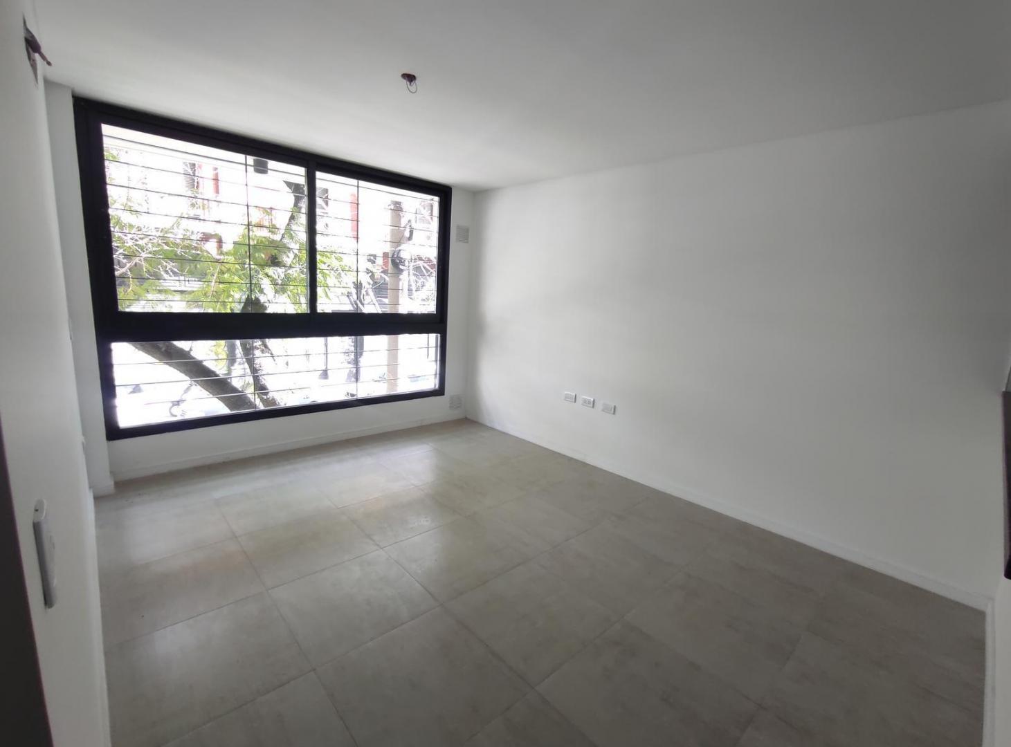 Foto de VENTA DEPARTAMENTO 1 DORMITORIO - CENTRO, imagen 4