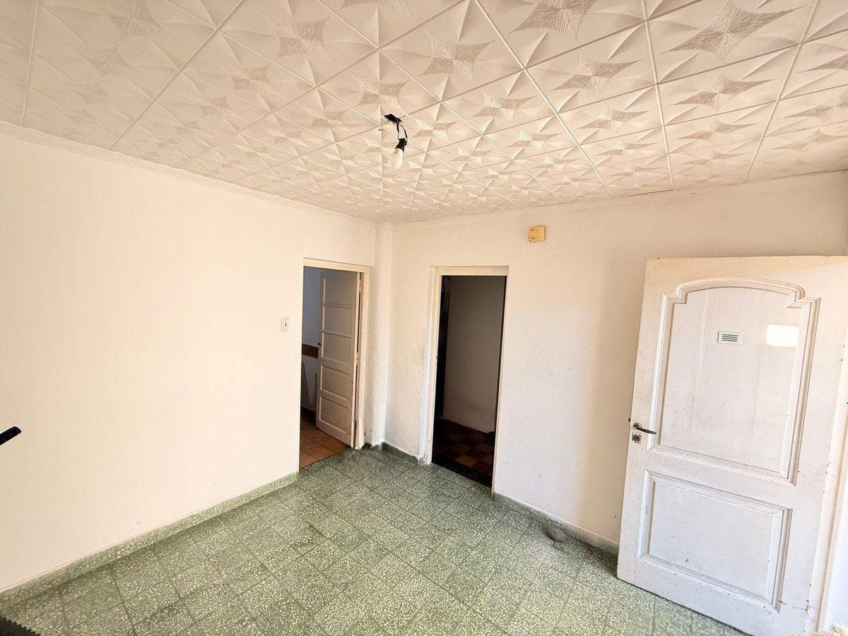 Foto de CASA VENTA 2 DORMITORIOS CON PATIO - B° BELGRANO, imagen 1