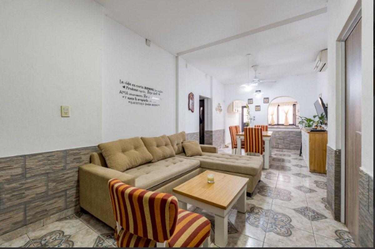 Foto de CASA VENTA BARRIO LAS HERAS DOS DORMITORIOS, imagen 3