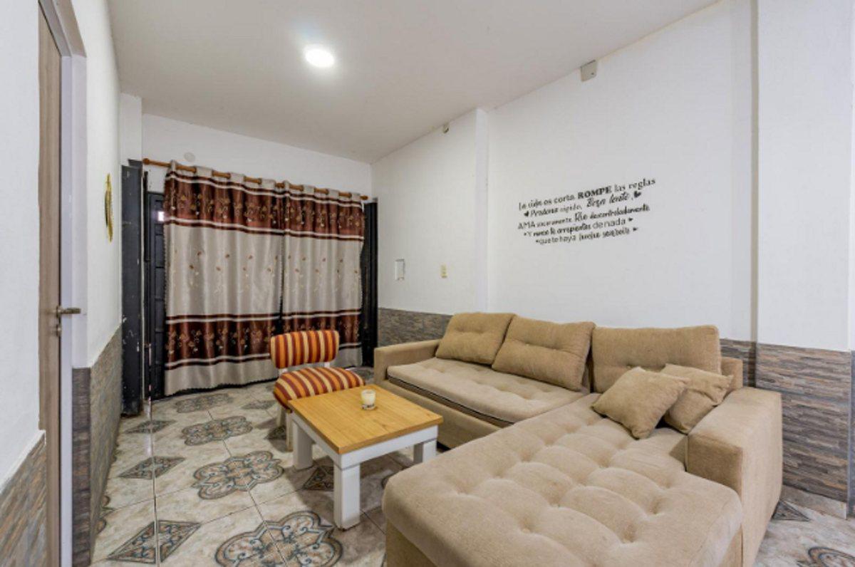 Foto de CASA VENTA BARRIO LAS HERAS DOS DORMITORIOS, imagen 5
