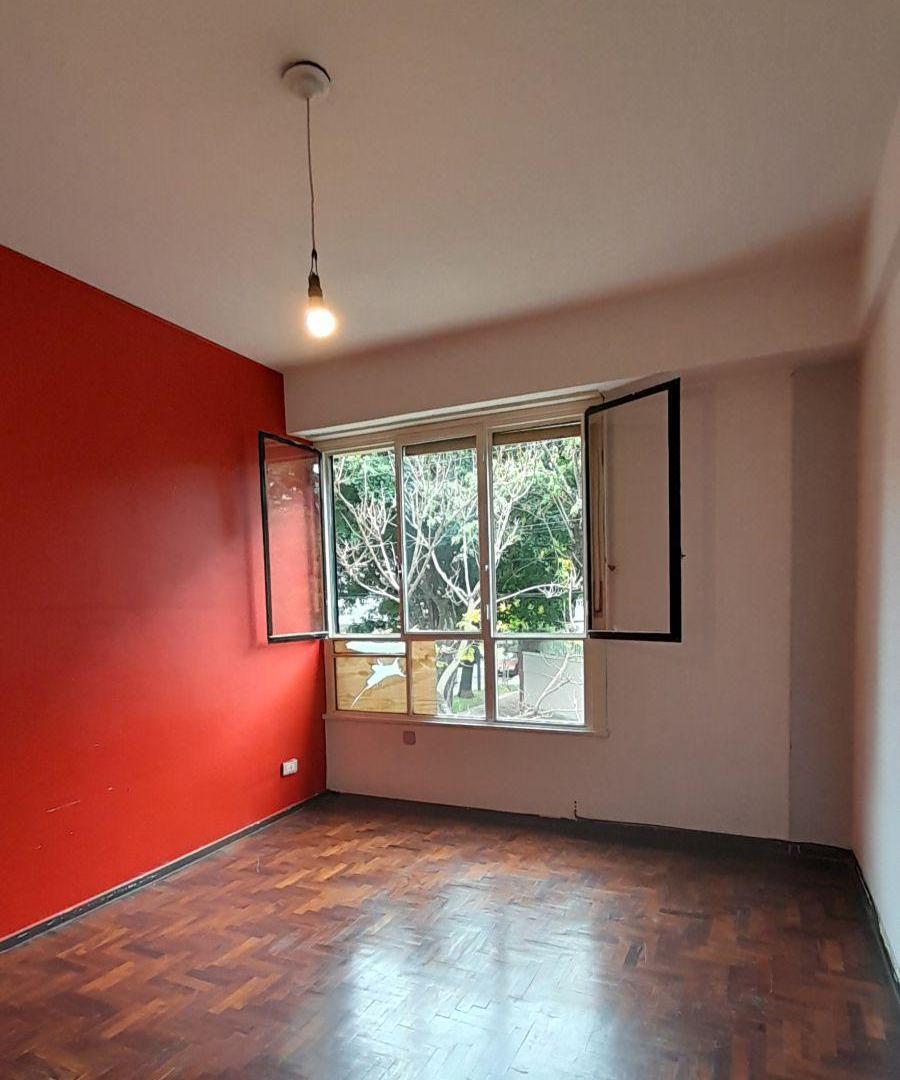 Foto de DEPARTAMENTO 2 AMBIENTES AL FRENTE A POCAS CUADRAS PLAZA ARENALES, imagen 3