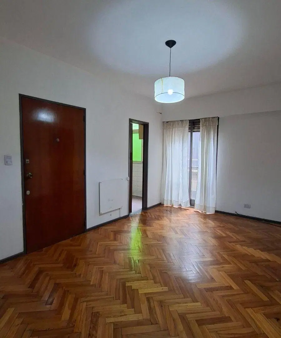 DEPARTAMENTO 2 AMBIENTES A METROS AVDA CÓRDOBA CERCANO ZONA FACULTADES 4