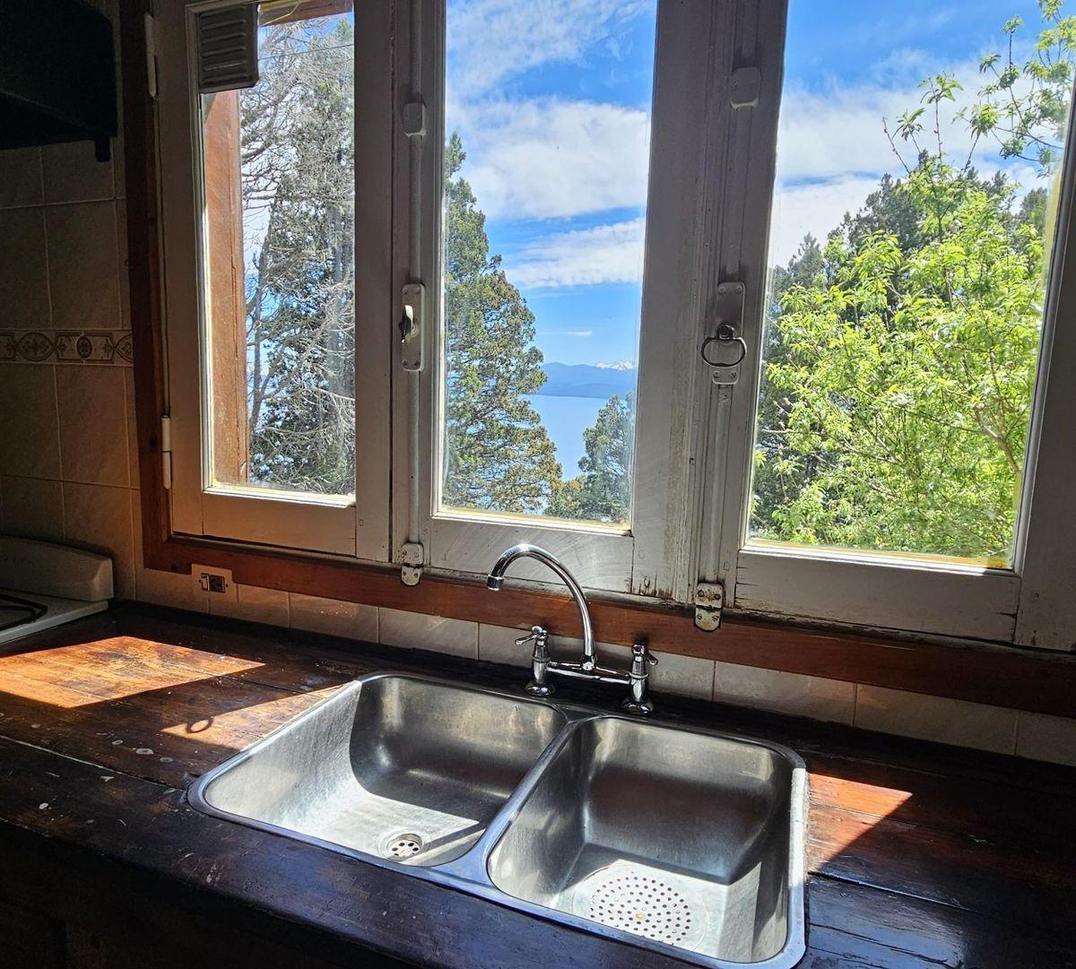 Casa con Vista Al Lago - B° Belgrano - Bariloche 2