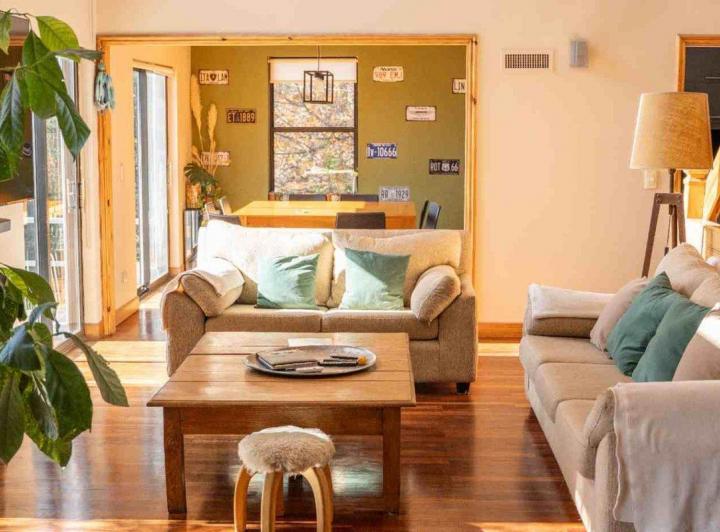 VENTA CASA KM2 BARILOCHE - VISTA Y PILETA 5