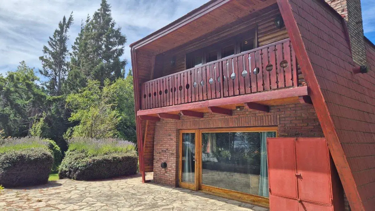 Hermosa Casa en Venta con vista al Lago, Bariloche 5