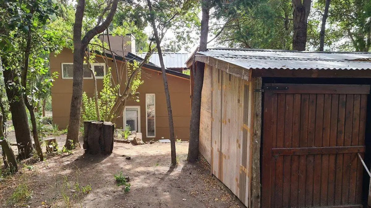 Casa de diseño + Departamento 3