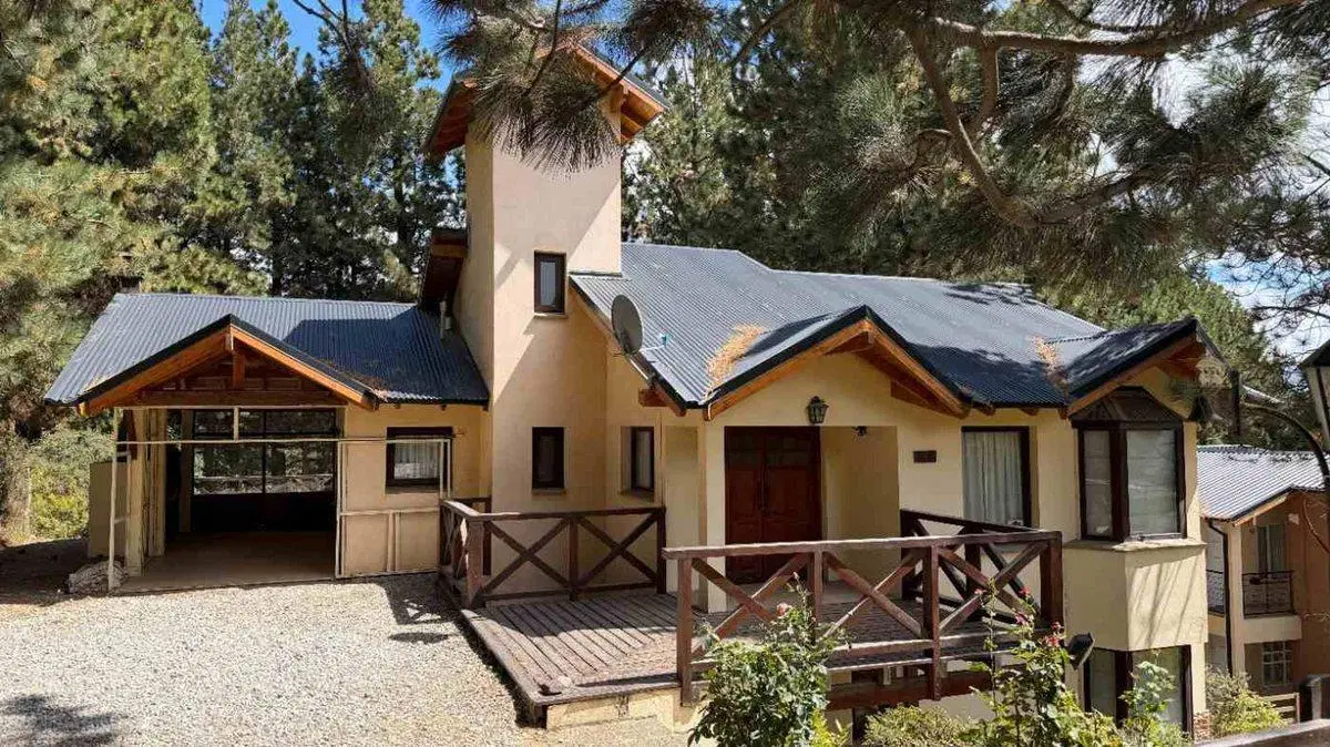 Venta casa categoría barrio Aldea del Este vista 4