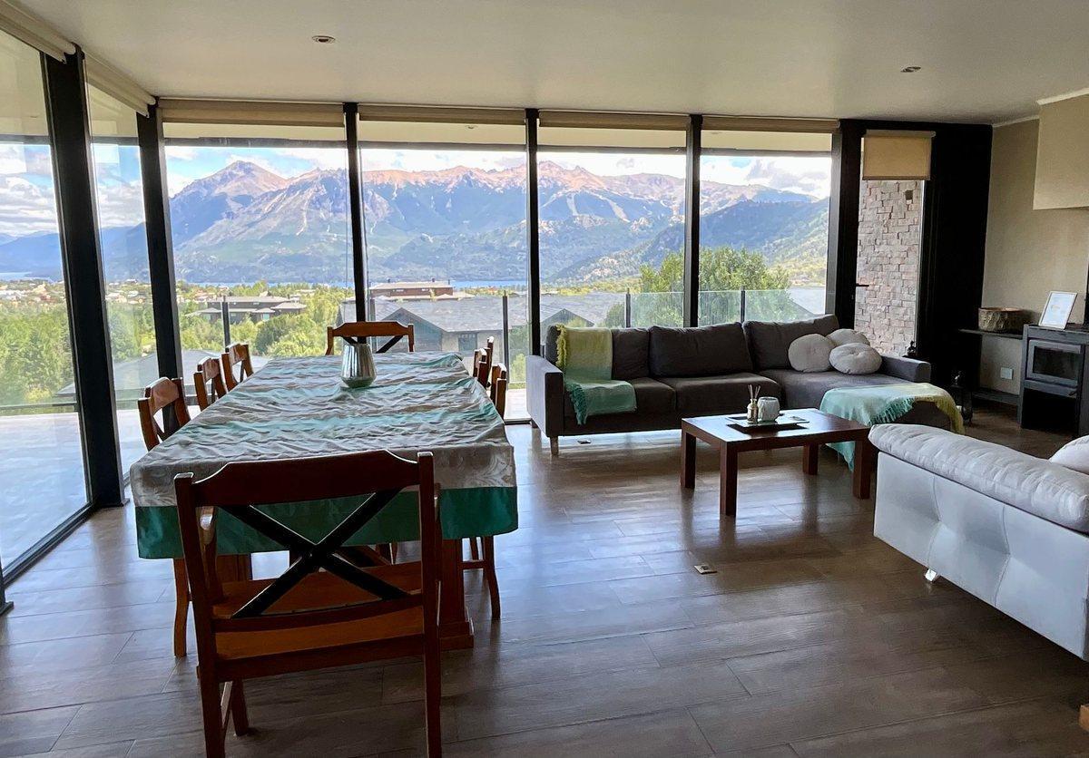 Departamento tres ambientes en Arelauquen Polo