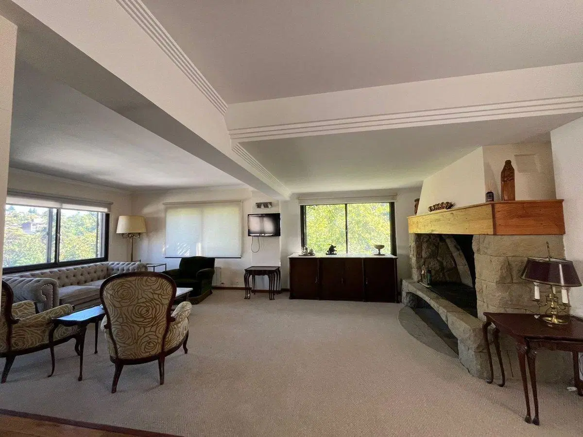 VENTA DEPARTAMENTO MUY AMPLIO CON HOGAR A LEÑA 2