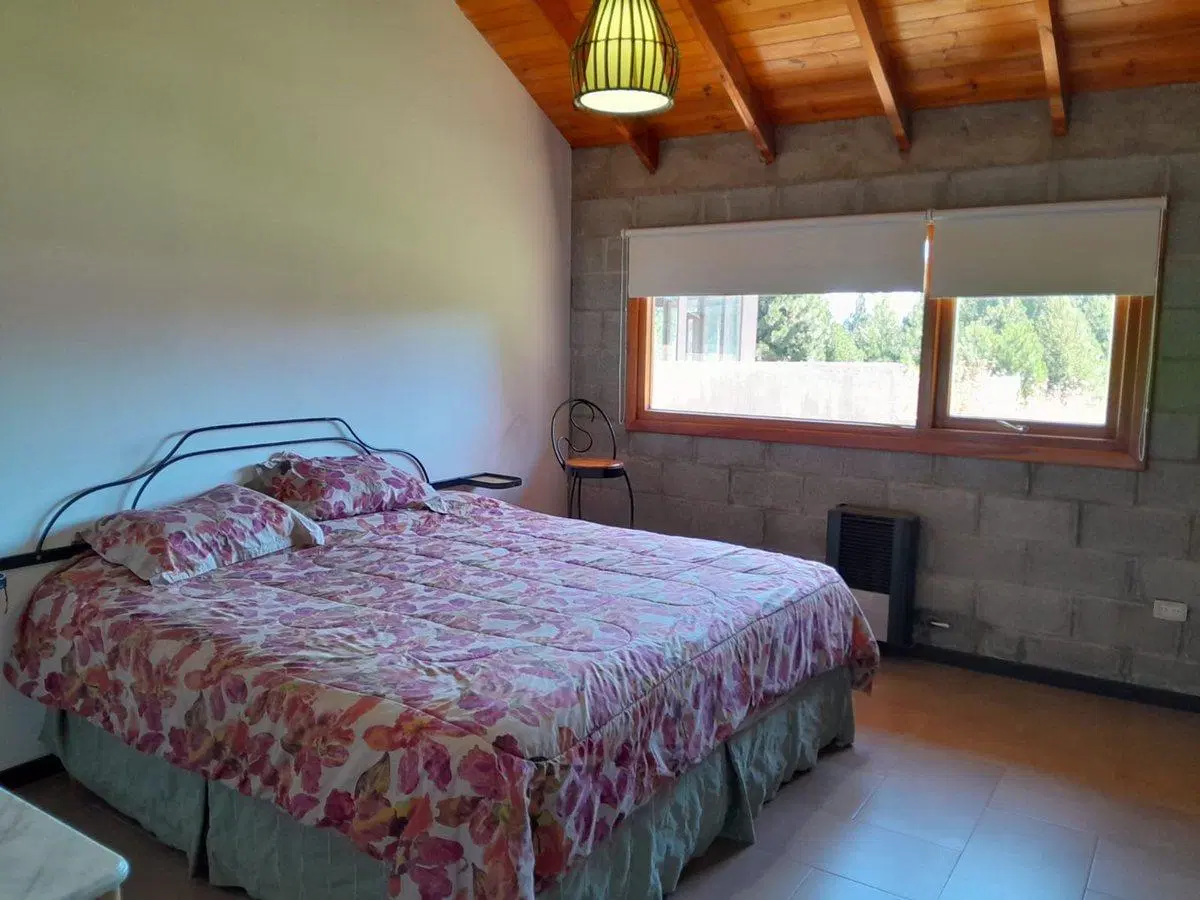 CASA EN VENTA EN "GIRASOLES DEL LIMAY" DINA HUAPI 4