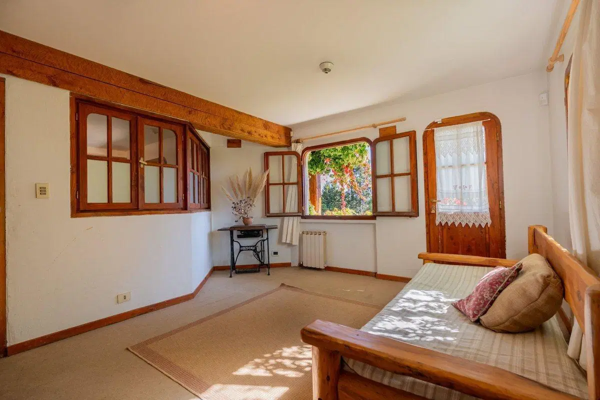 Casa en venta - San Ignacio del Cerro  - Bariloche 5