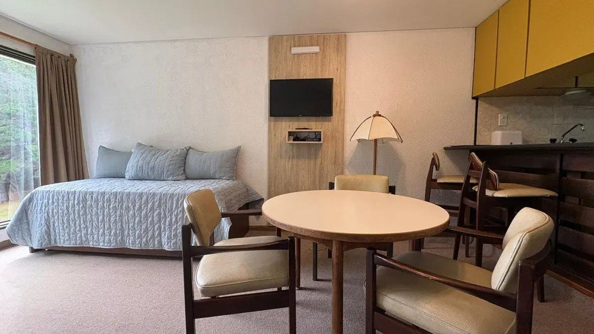 Dúplex amoblado Av Bustillo con piscina Bariloche 4