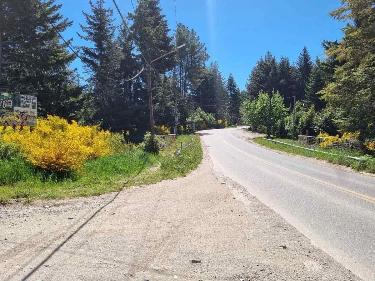 Lote Av Bustillo km 21 Apto Comercial  Turístico 4