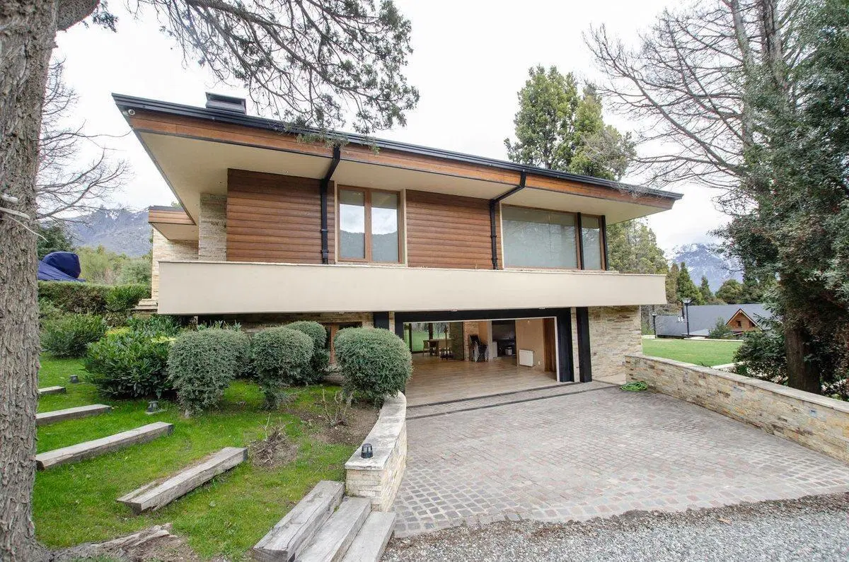 Venta, Casa en ArelauquenCountry club 2