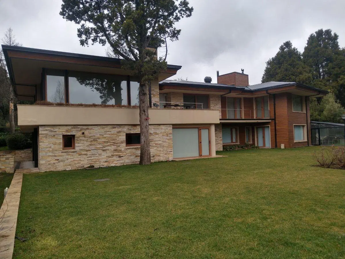 Venta, Casa en ArelauquenCountry club 4